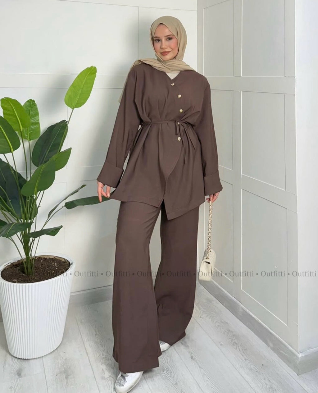 Reqqa Suit