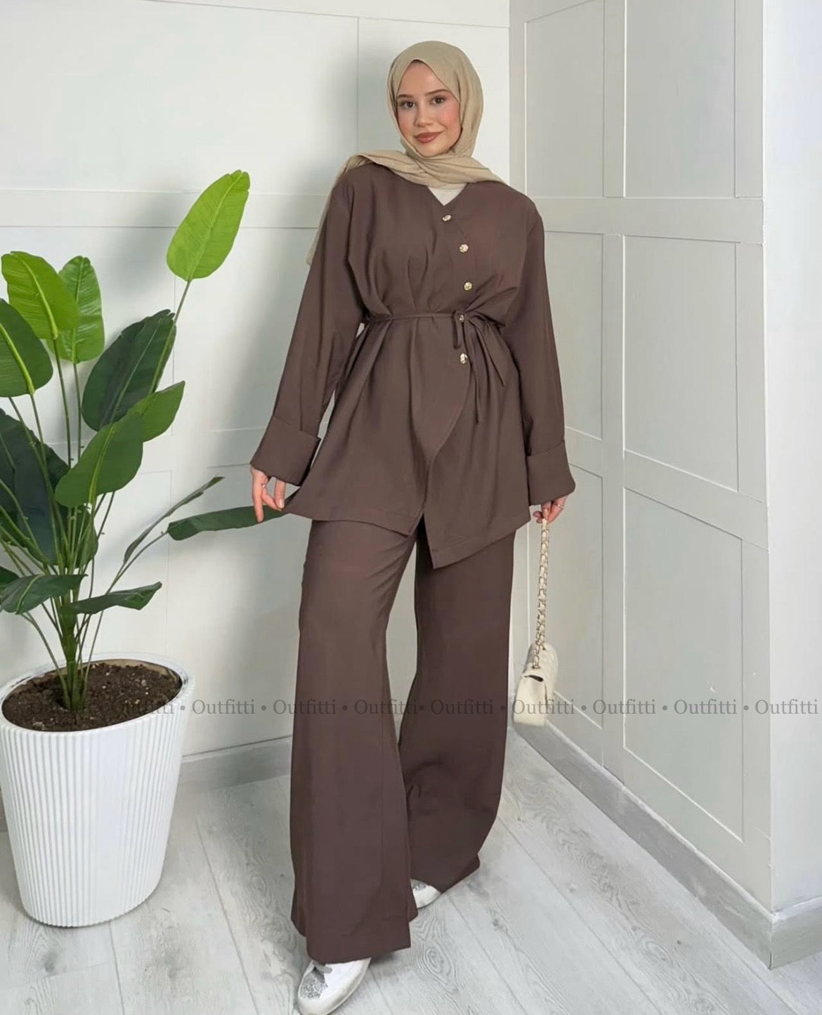 Reqqa Suit